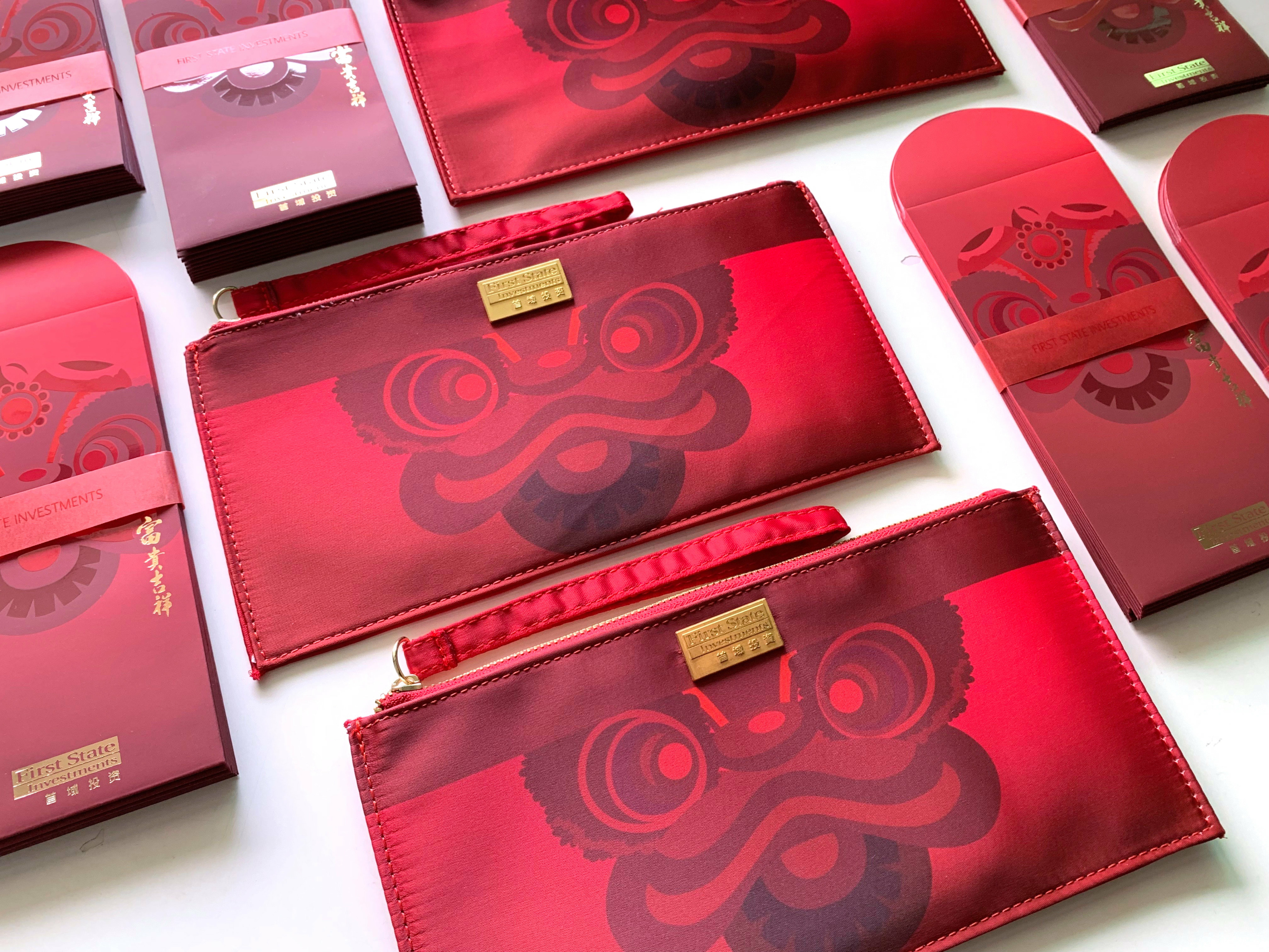 Red Pocket design - h design